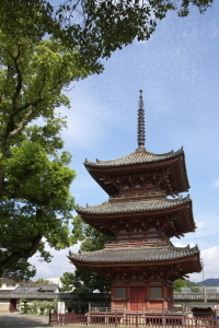 三重塔