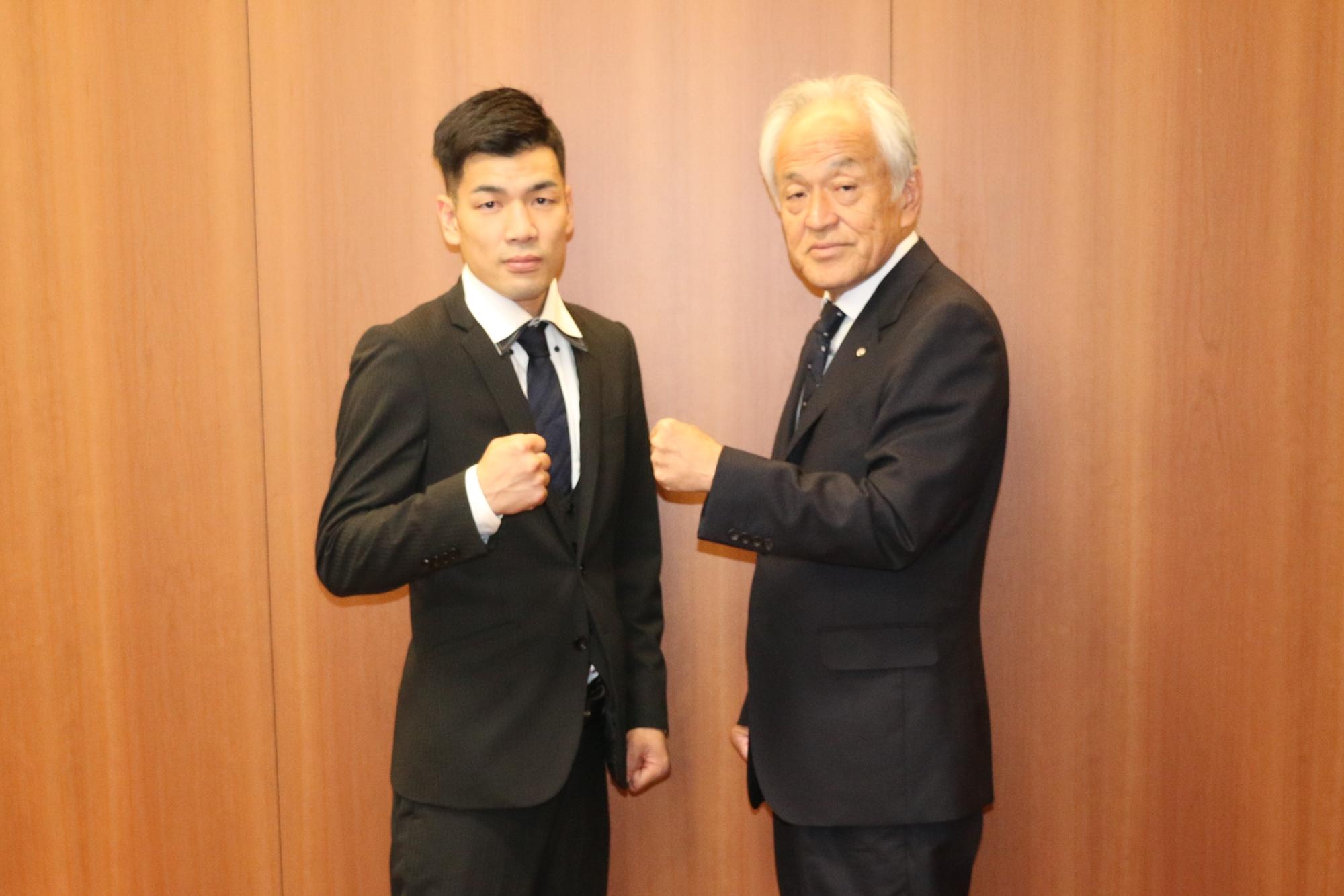 表敬訪問(見村選手)1