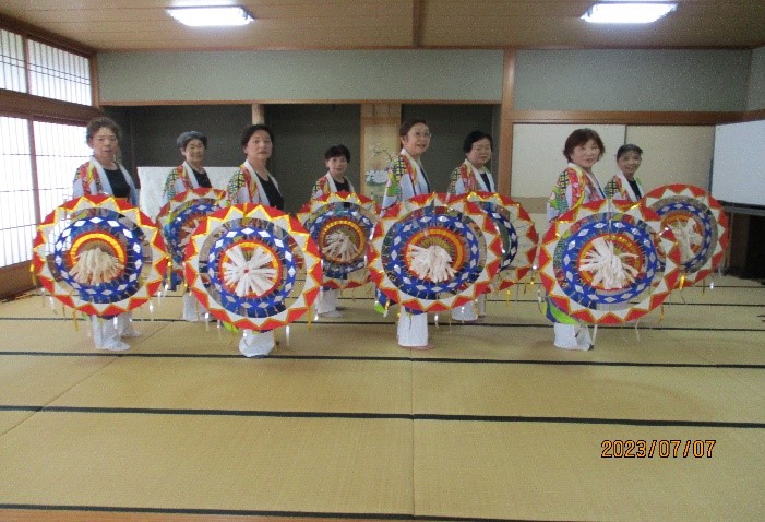 傘踊り