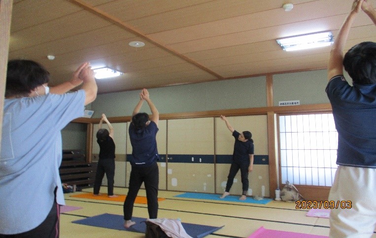 ヨガ