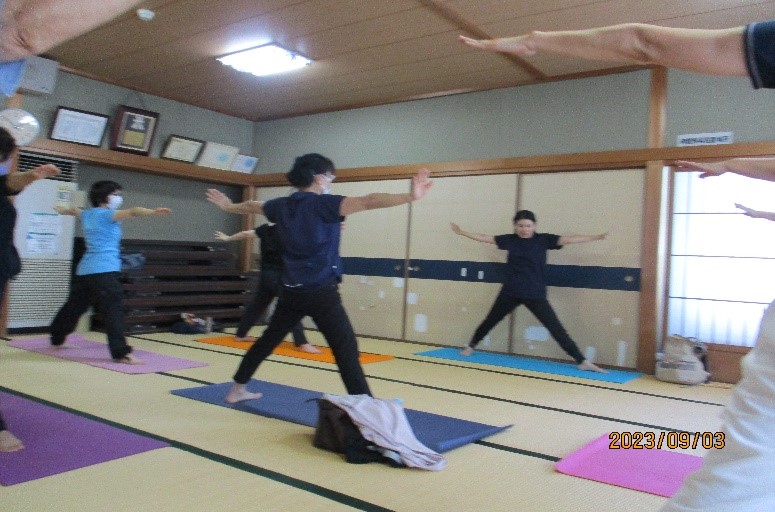 ヨガ