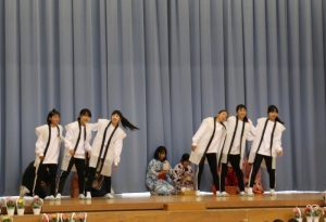 小学生の斑鳩寺劇の写真3