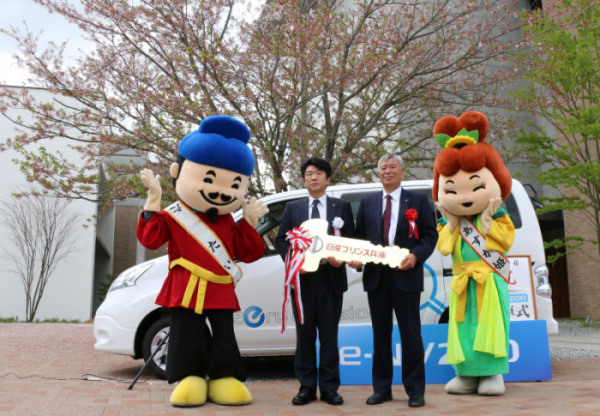 日産自動車貸与式1