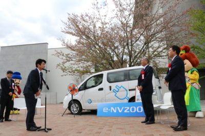 日産自動車貸与式3