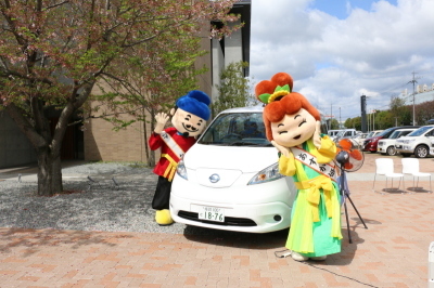 日産自動車貸与式4