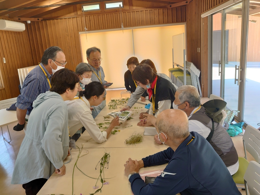 5月14日 丸尾建築総合公園体験学習施設にて